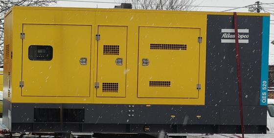 কাজের পরিবেশের তাপমাত্রা ১০/৫০ C এর জন্য জল শীতল পাওয়ার জেনারেটর QES520, ওজন ৫৭০০ কেজি