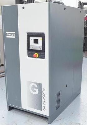 অ্যালুমিনিয়াম খাদ GA18VSD+ সঙ্গে ঘূর্ণন স্ক্রু তেল ইনজেকশন Atlas ভেরিয়েবল গতি ড্রাইভ Atlas VSD প্লাস