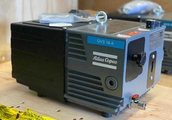 ভ্যাকুয়াম পাম্প GVS16A 0.9kw মোটর পাওয়ার জলীয় বাষ্পের সীমা 15mbar সেমিকন্ডাক্টর উৎপাদন এবং গবেষণার জন্য ডিজাইন করা হয়েছে