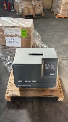 জিরো অয়েল স্ক্রু এয়ার কম্প্রেসার LFx2.0-10 9.1 M3/h তেল মুক্ত স্ক্রু কম্প্রেসার অবিচ্ছিন্ন শিল্প অপারেশন জন্য